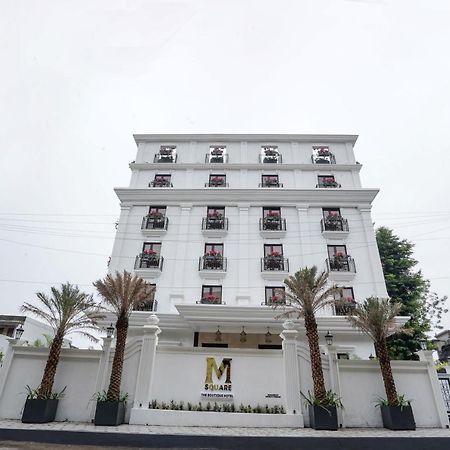 M2 Square By Monday Premium Hotel Nagpur Luaran gambar
